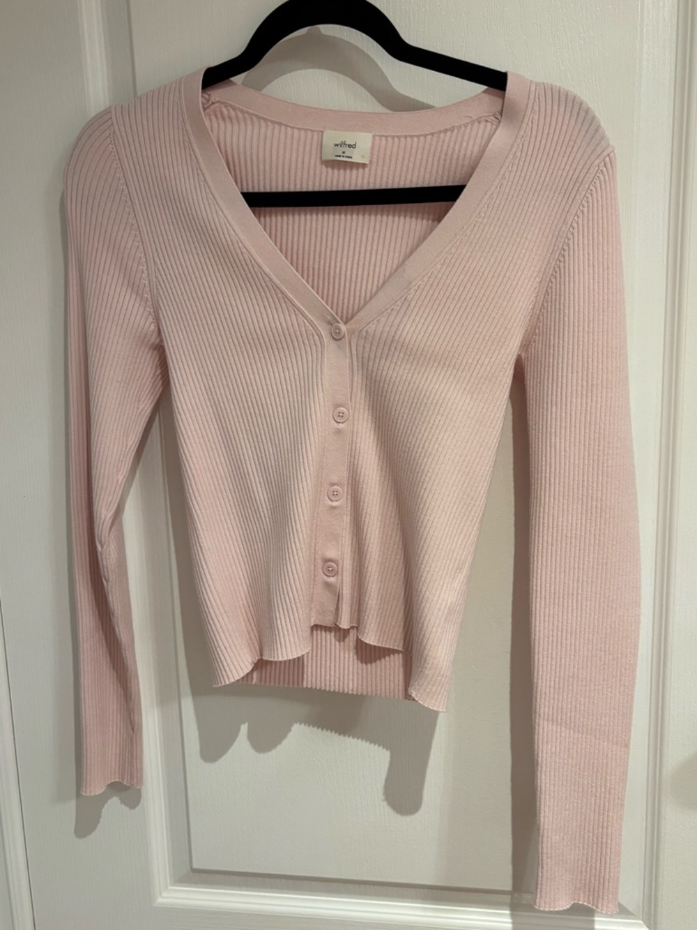 Aritzia Wilfred Light Pink Ribbed V-Neck Button Cardigan - Picture 2 of 2